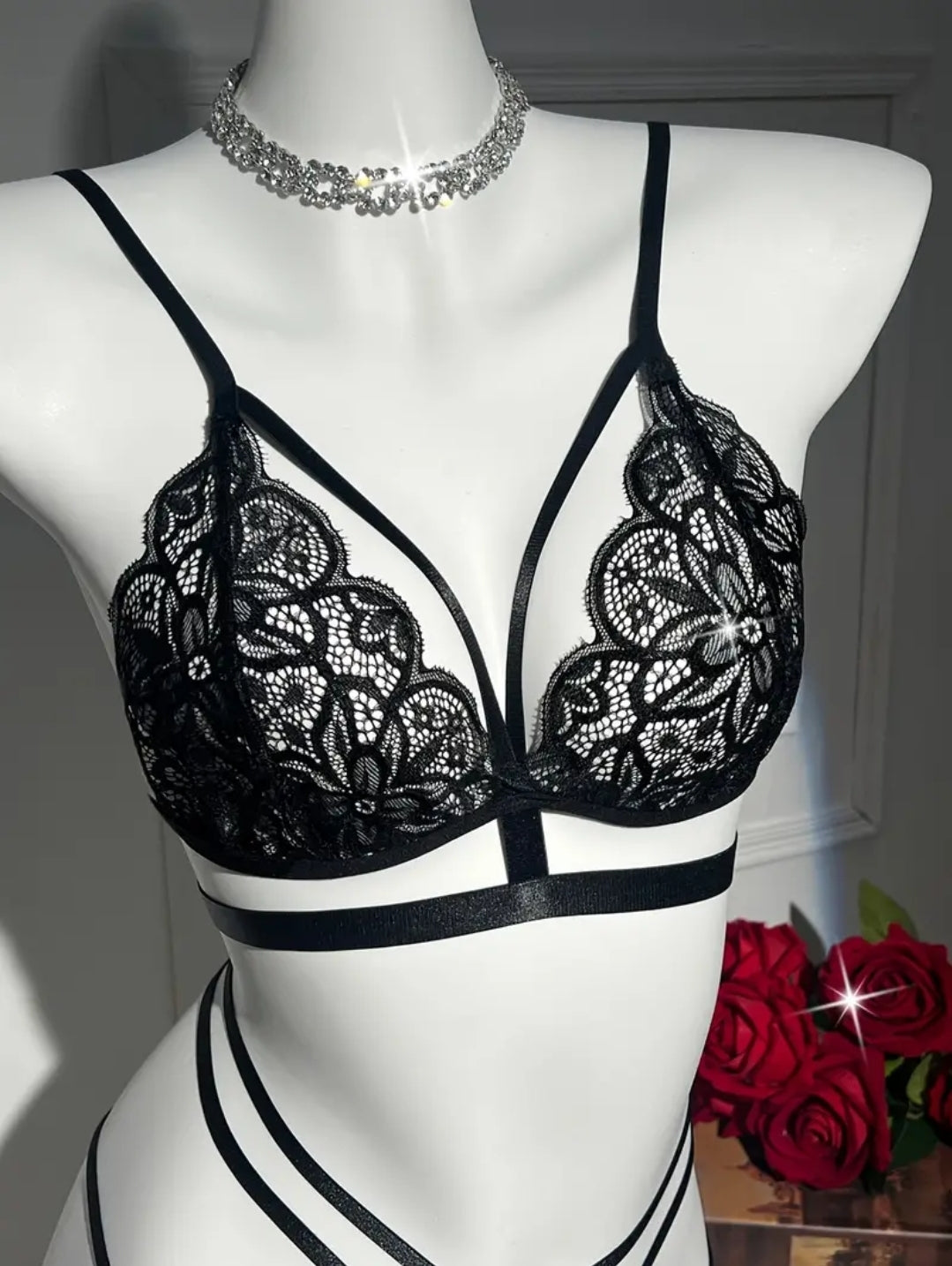 Floral Lace Lingerie Set image 1
