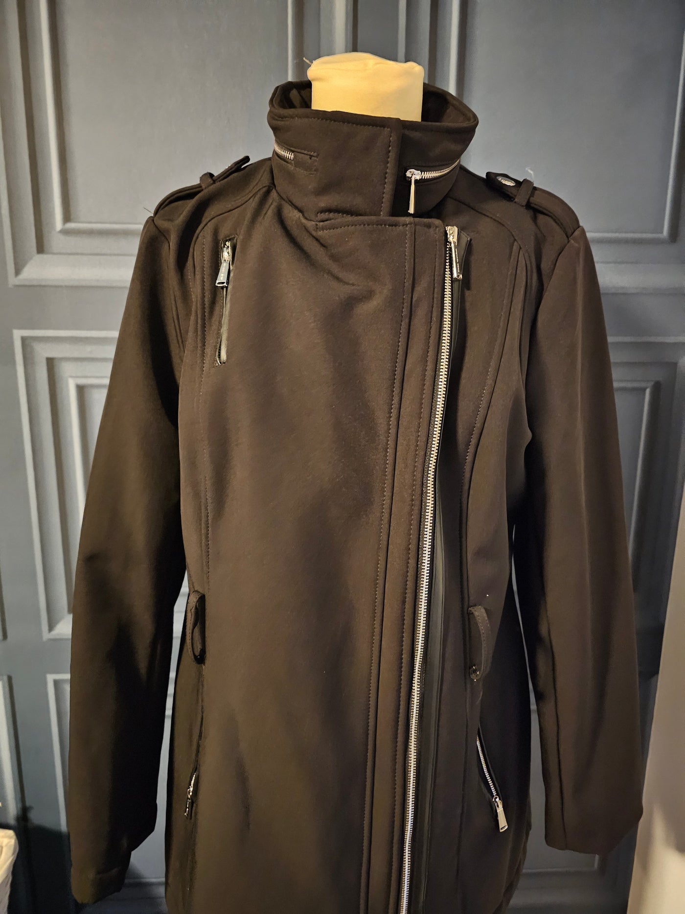 Michael Kors Ladies Trench Coat (Missing Belt) image 5