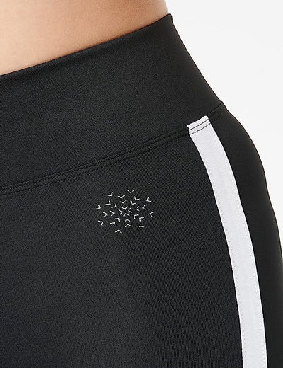 AURIQUE Women's Side Stripe Capri Sports Legging image 4