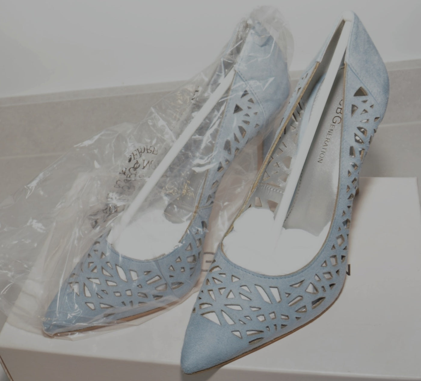 BCBGeneration Harrah Suede Cutout Pump (Size 7) image 1