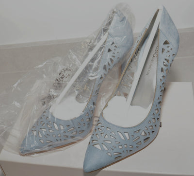 BCBGeneration Harrah Suede Cutout Pump (Size 7) image 1